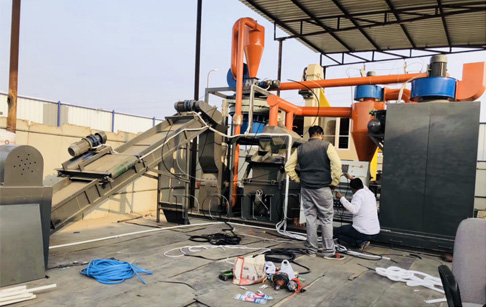 One set PCB recycling machine began to be installed in India